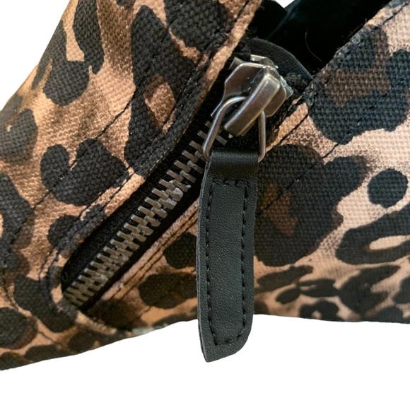 Madden Girl Cheetah Zip-up Ankle Shoes 7.5 - Picture 8 of 11